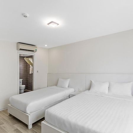 Alyssa Hotel Da Nang Buitenkant foto