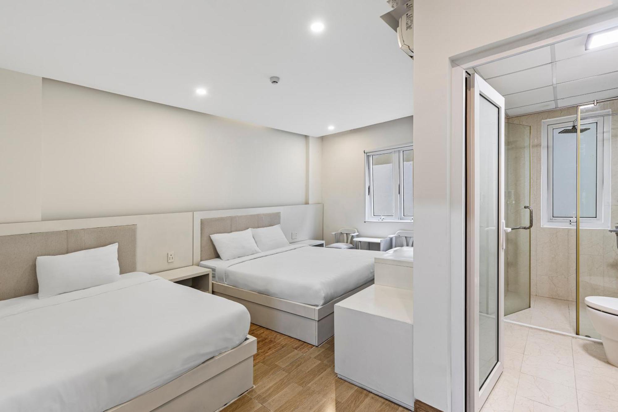 Alyssa Hotel Da Nang Buitenkant foto